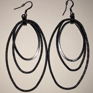 Guess Earrings Metal Black